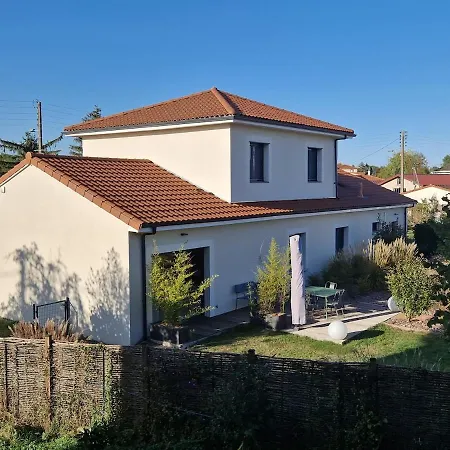 Maison Individuelle Entiere Βίλα Lezoux